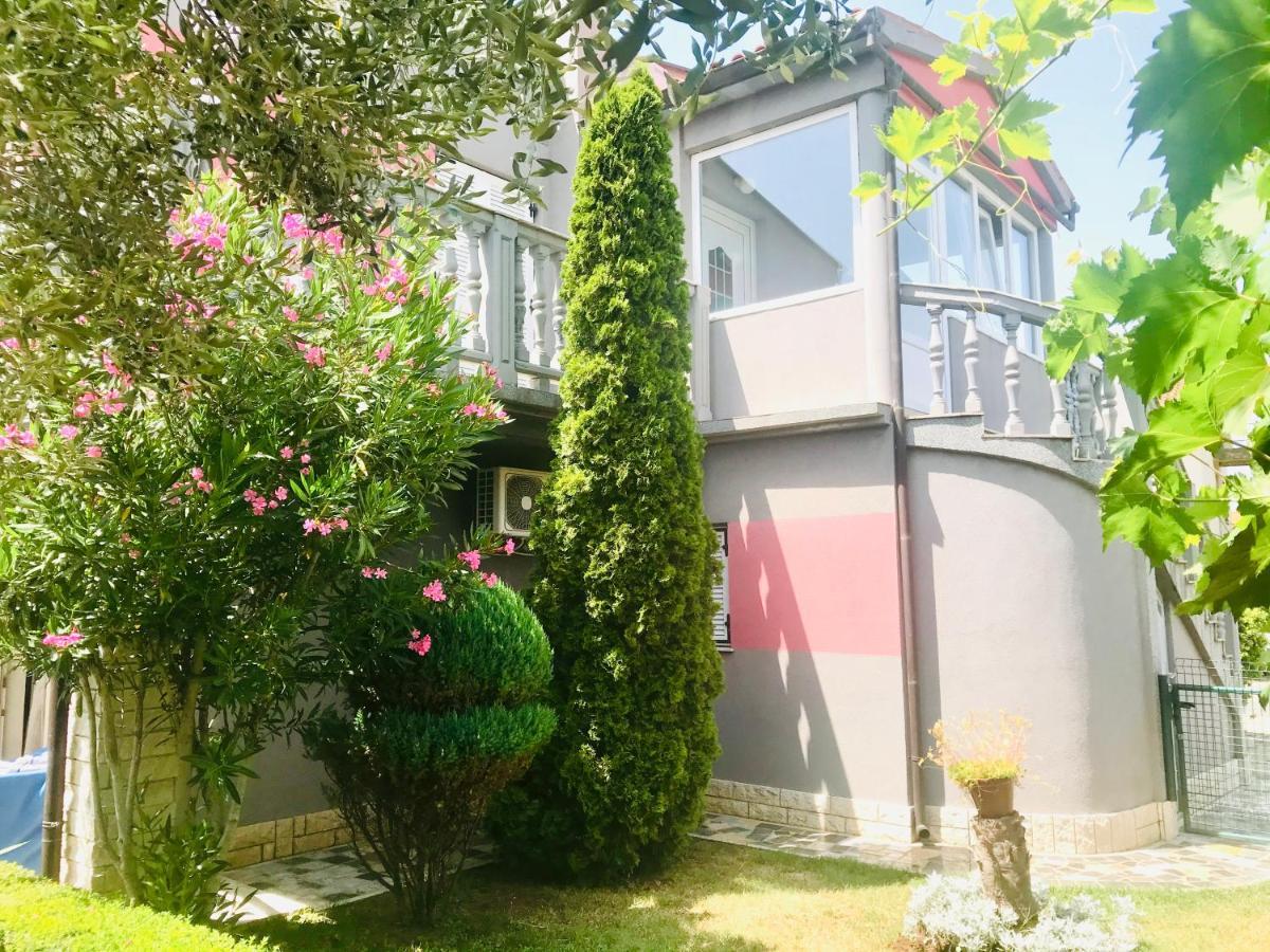 Deluxe Apartment Bluebay Oasis Fažana エクステリア 写真